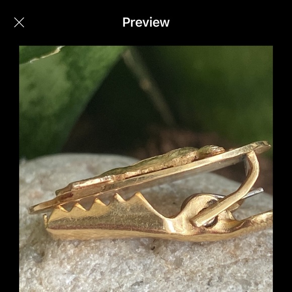14k gold ring with horse and crosshatch background - Picture 14 of 17